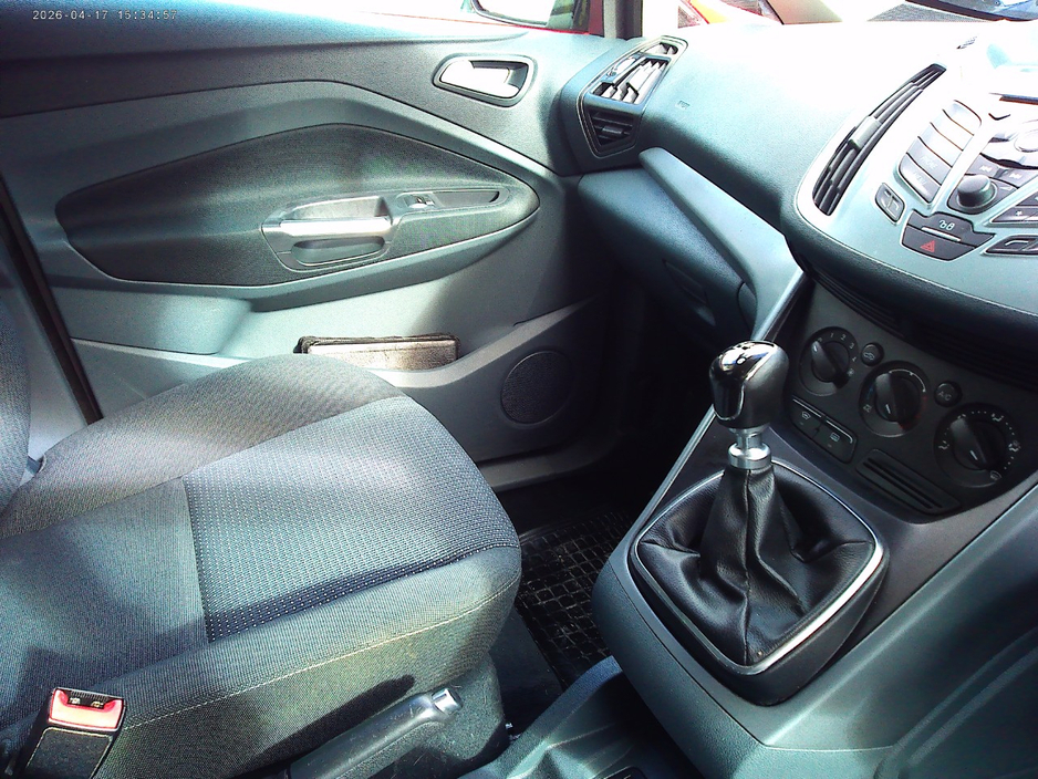 2013 Ford C-Max - image 9