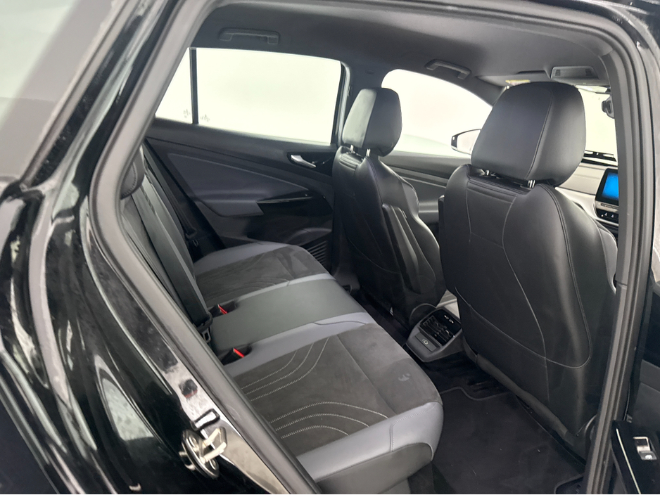 2023 Volkswagen ID.4 PURE 109 K LIFE 52KWH 148HP 5DR