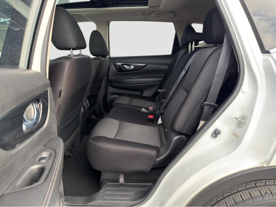 2019 Nissan X-Trail - image 14