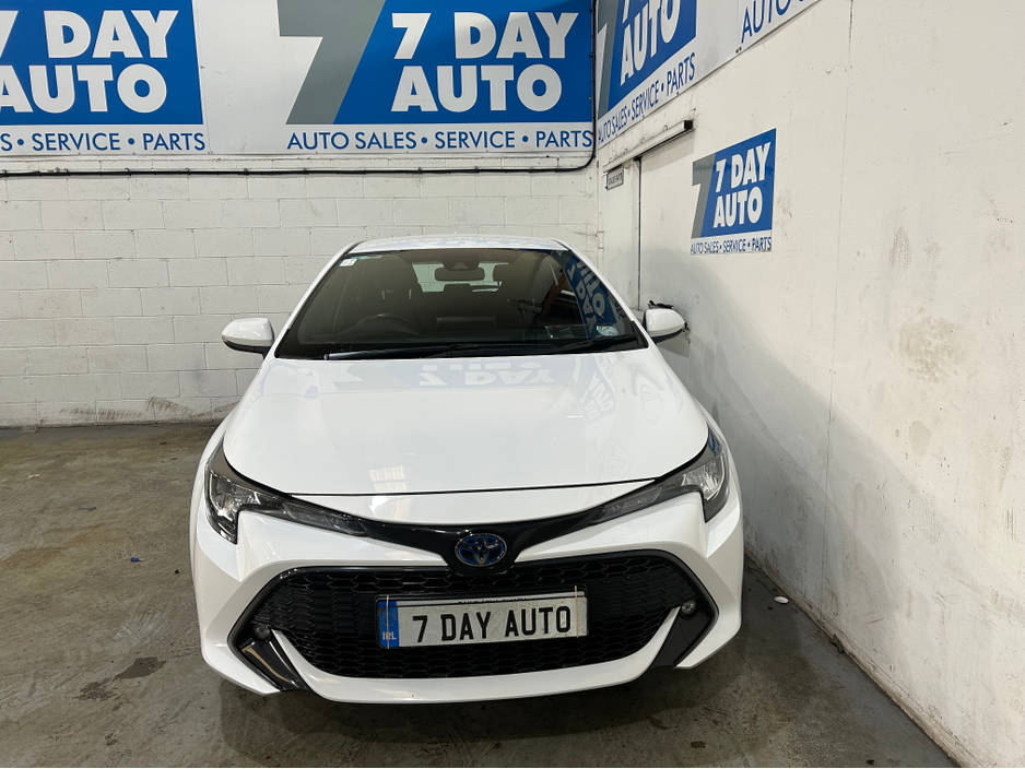 2022 Toyota Corolla - image 2