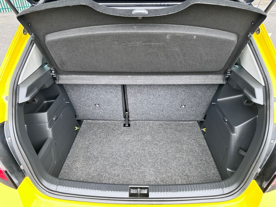 2016 Skoda Fabia - image 17