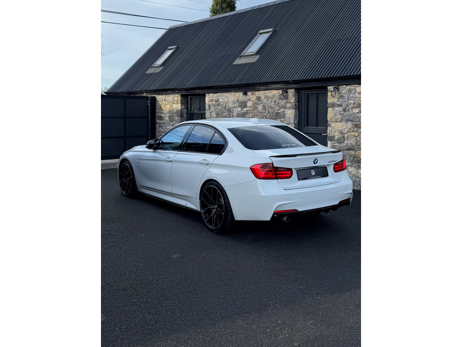 2014 BMW 3 Series  €14,995
