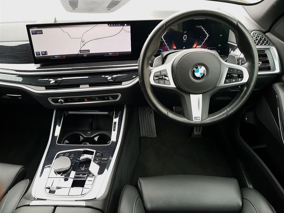 2023 BMW X5 - image 5