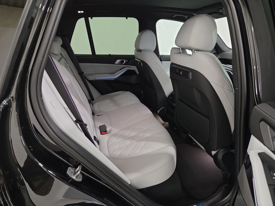 2026 BMW X5 xDrive50e M Sport