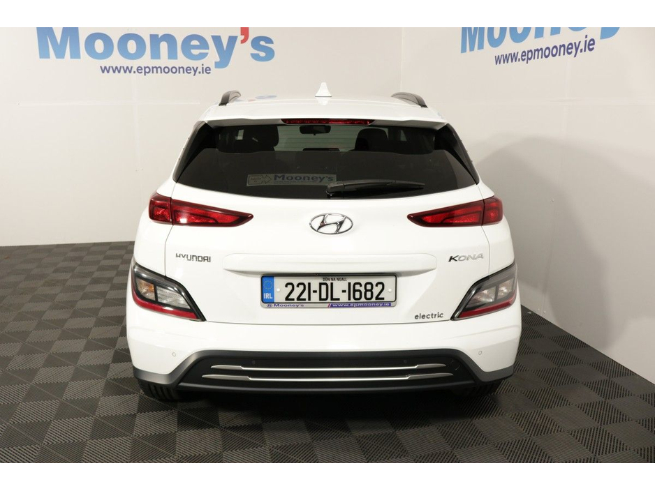 2022 Hyundai Kona - image 6