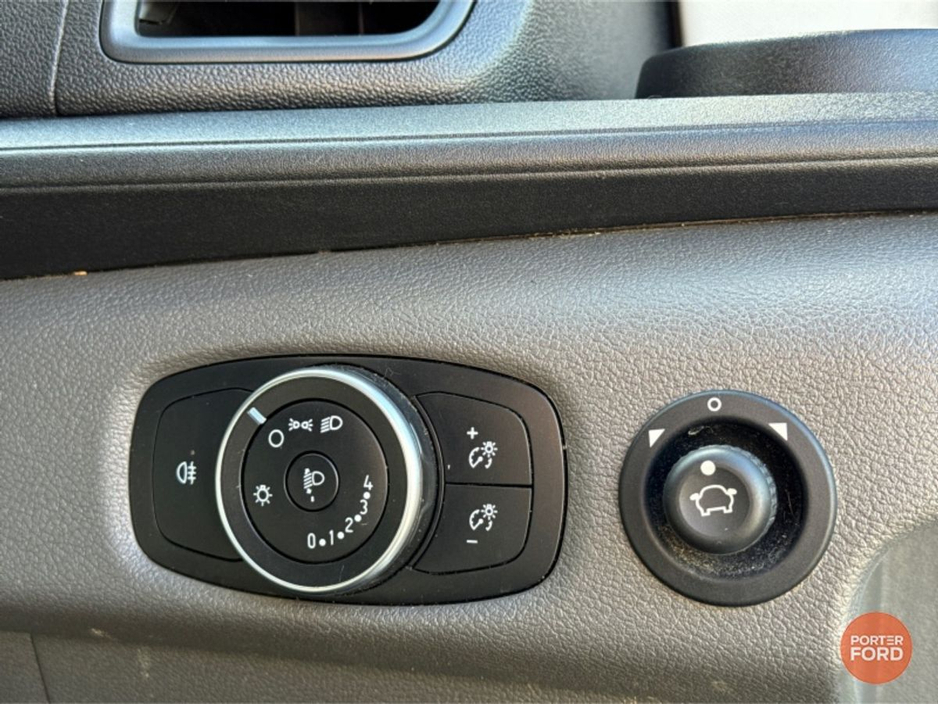 2020 Ford Transit 2.0 LEADER 350L 130PS RWD L3H3 *PRICE EX VAT* €17,276