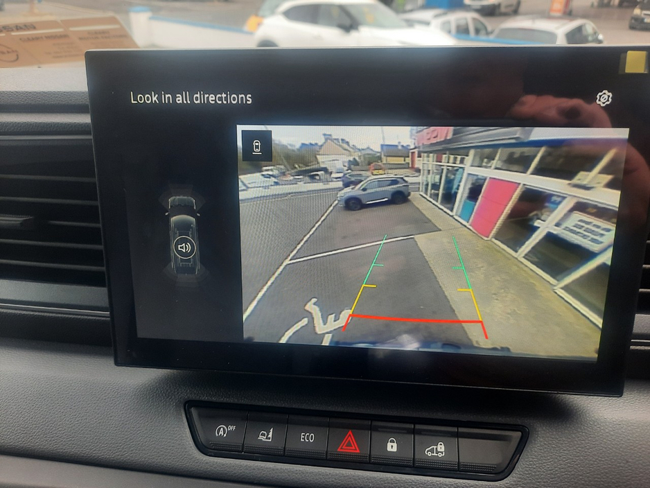 2026 Nissan Interstar - image 22