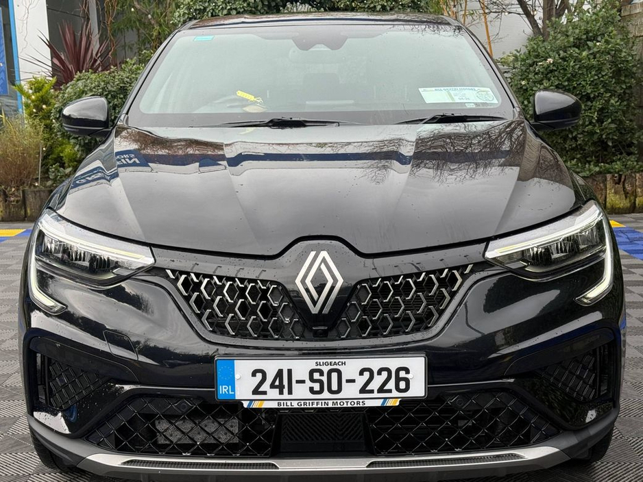 2024 Renault Arkana TECHNO 1.4 AUTO // APPLE CARPLAY/ANDROID AUTO // BLIND SPOT MONITOR // DIGITAL CLUSTER €23,950