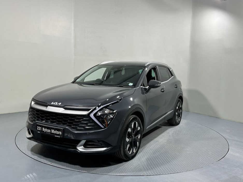 2023 Kia Sportage - image 3