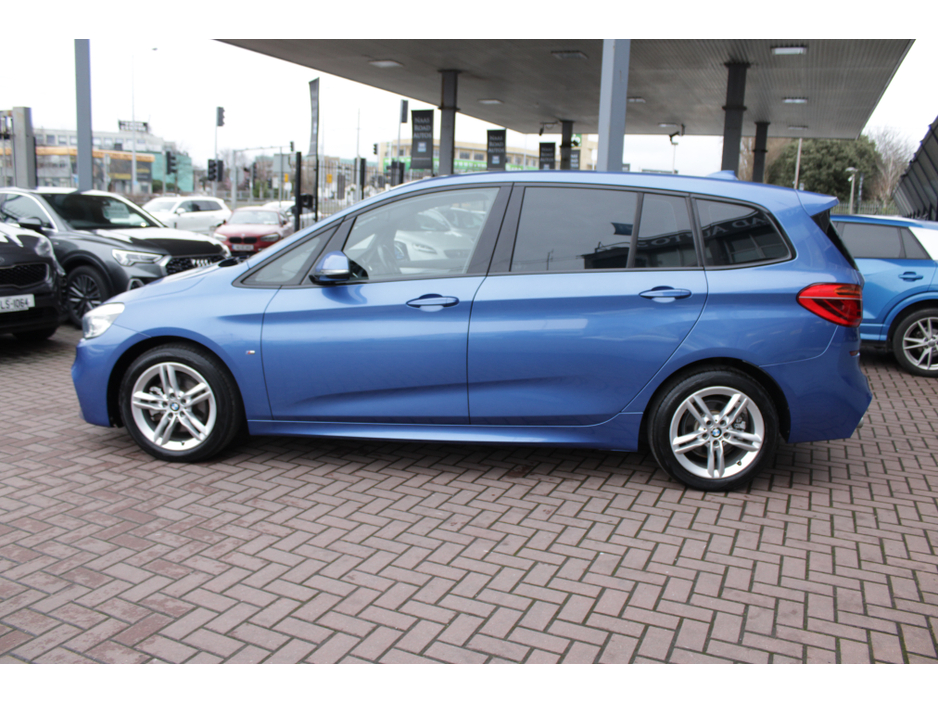 2016 BMW 2 Series - image 7