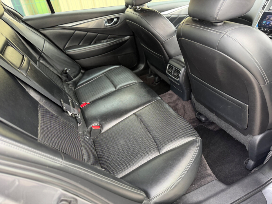 2016 Infiniti Q50 - image 21