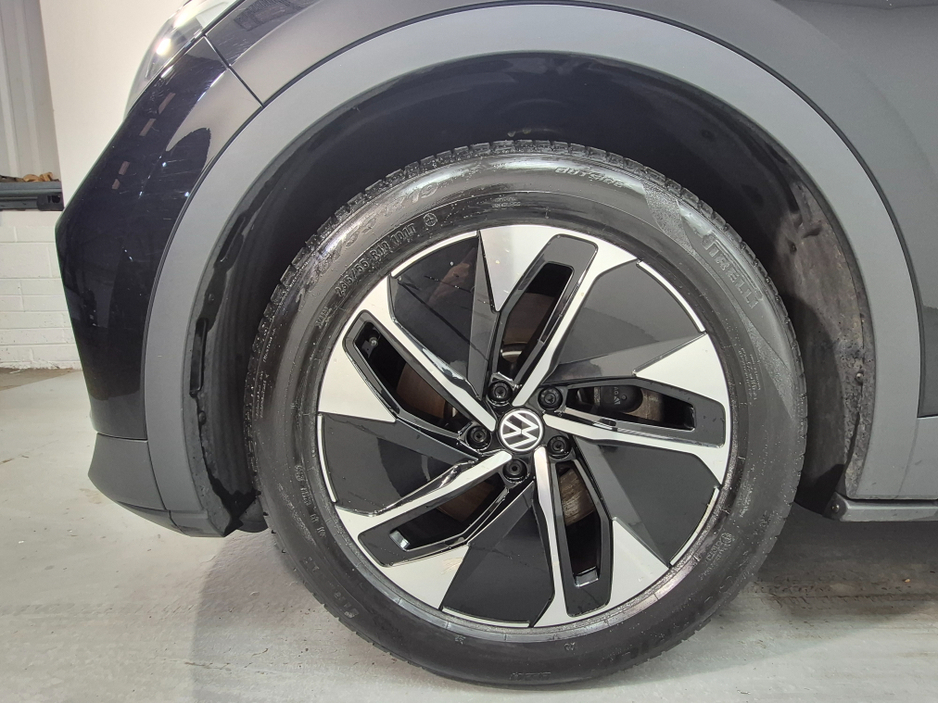 2023 Volkswagen ID.4 PRO 128 KW LIFE 77KWH 174BHP 5DR €26,750