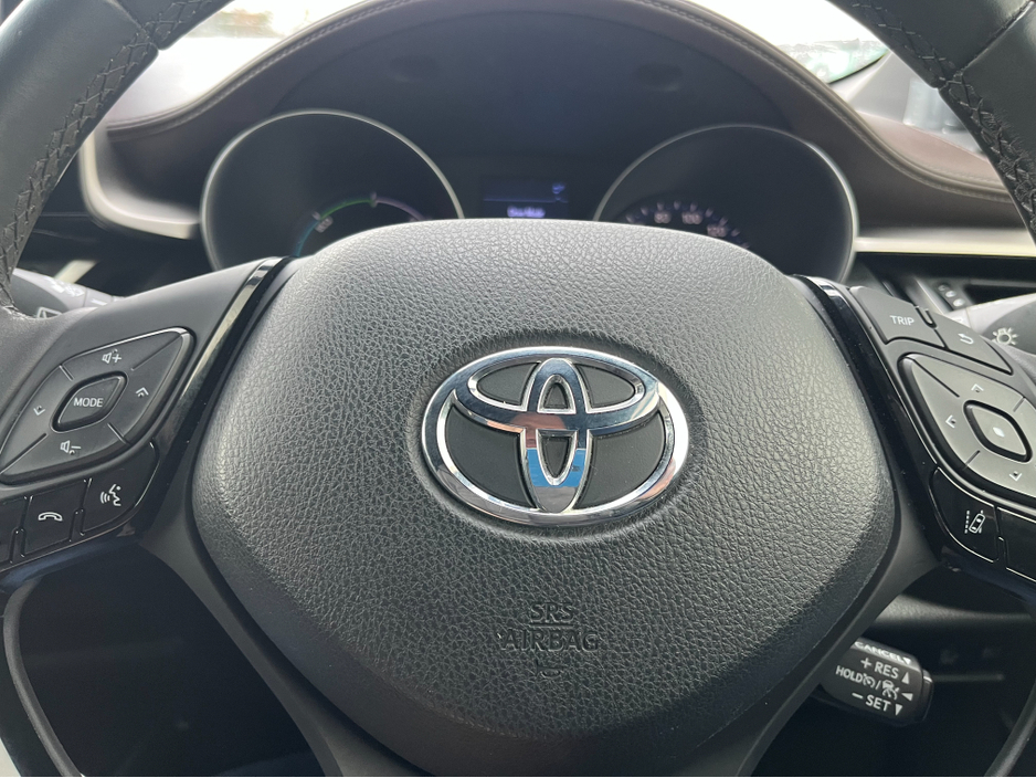 2018 Toyota C-HR 1.8 HYBRID AUTO LOW KM HIGH SPEC €19,450