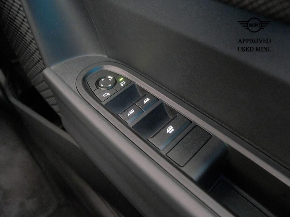 2025 MINI Hatch Cooper C €44,900