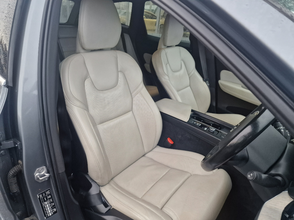 2021 Volvo XC60 B4 Inscritption 5DR Auto €36,950