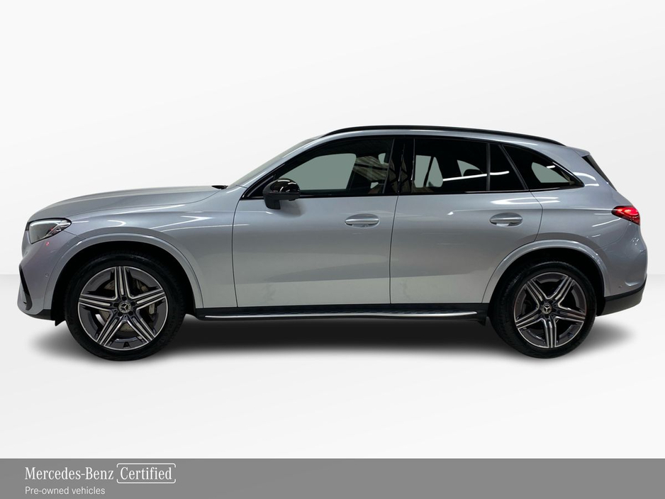 2024 Mercedes-Benz GLC Class - image 6