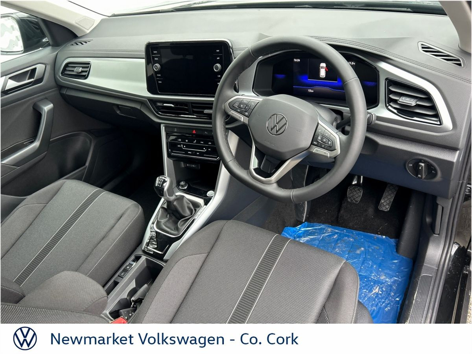 2026 Volkswagen T-Roc - image 16