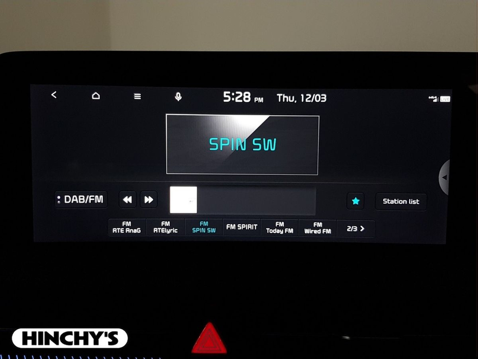 2022 Kia EV6 - image 14