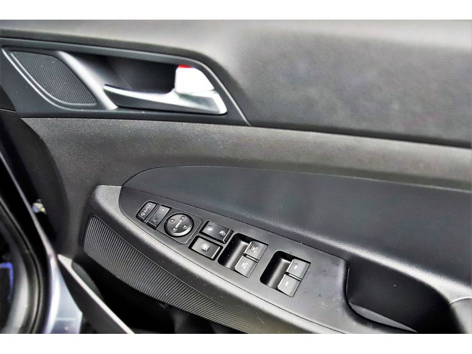 2020 Hyundai Tucson - image 26