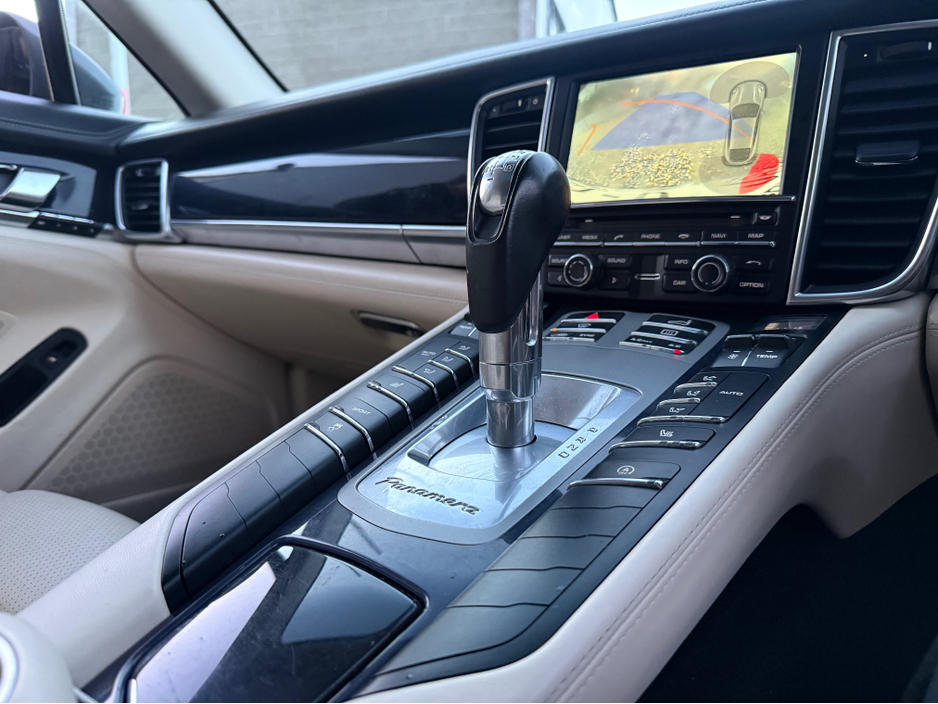 2014 Porsche Panamera PORSCHE PANAMERA 3.0 V6 FACELIFT 300BHP TURBO LOOK,SUNROOF ,HEATED SEATS ,REVERSE CAMERAS,SAT NAV ,PREMIUM TURBO LEATHER (rare) €29,840