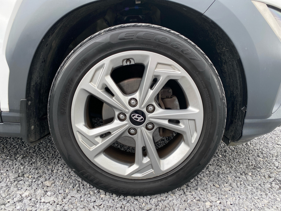 2023 Hyundai Kona - image 21