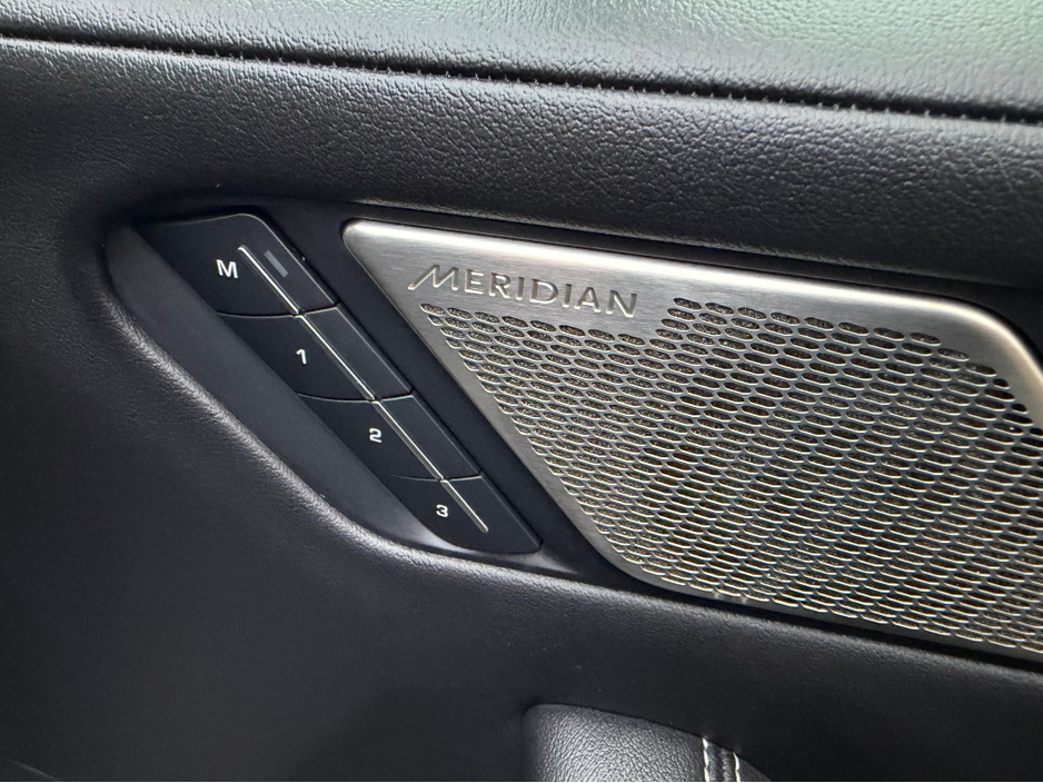 2024 Jaguar I-Pace 2 YEAR AA PLATINUM WARRANTY//R-DYNAMIC EV400 BLACK EDITION//IMMACULATE THROUGHOUT//PANORAMIC ROOF//SIMI AND AA DEALER €39,950