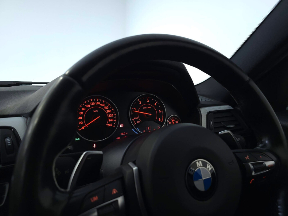 2015 BMW 3 Series 118d Sport €18,950