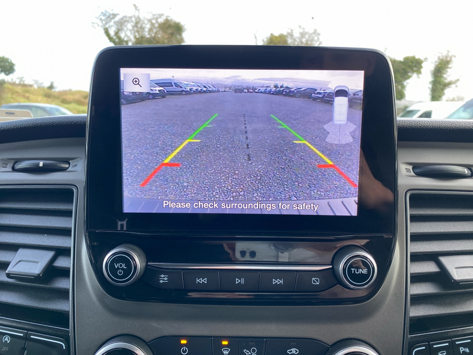 2021 Ford Transit Custom - image 13