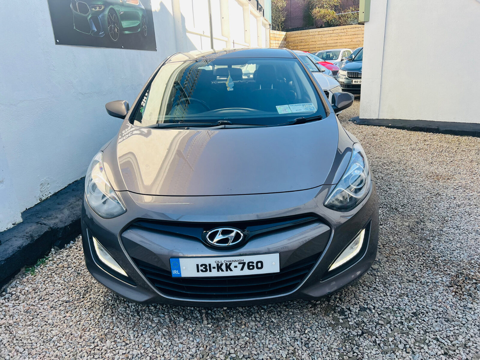 2013 Hyundai i30 - image 5