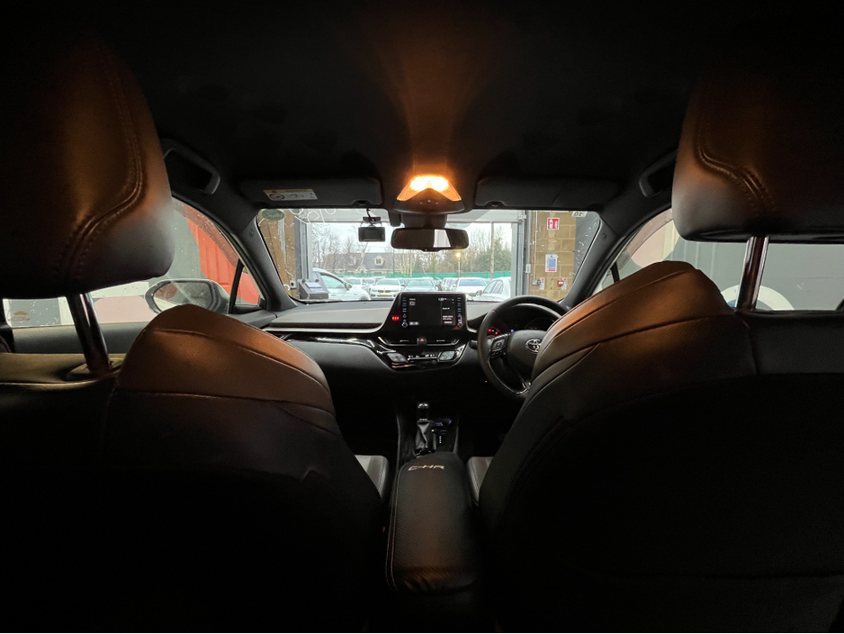2020 Toyota C-HR €22950 2020 TOYOTA C-HR G 1.8 AUTOMATIC / CRUISE CONTROL / 360° CAMERA AND MORE €22,950