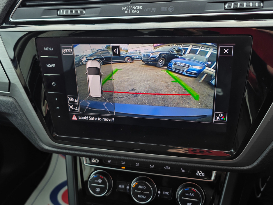 2018 Volkswagen Touran - image 22