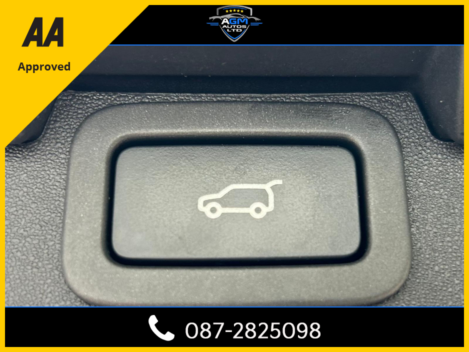 2019 Land Rover Discovery - image 15