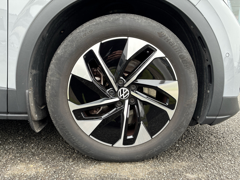 2024 Volkswagen ID.4 - image 5