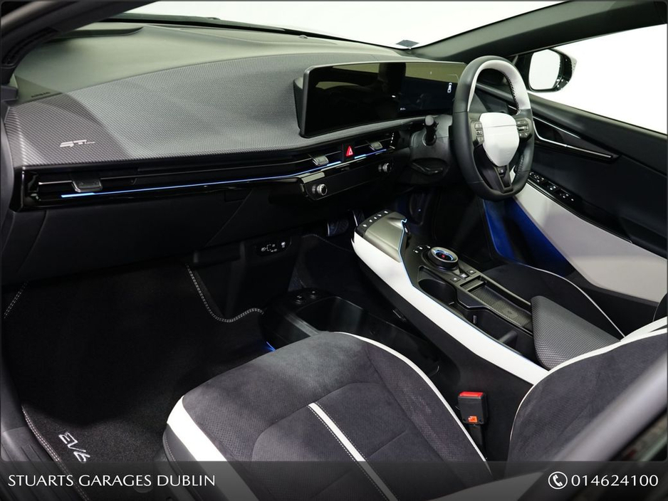 2026 Kia EV6 - image 12