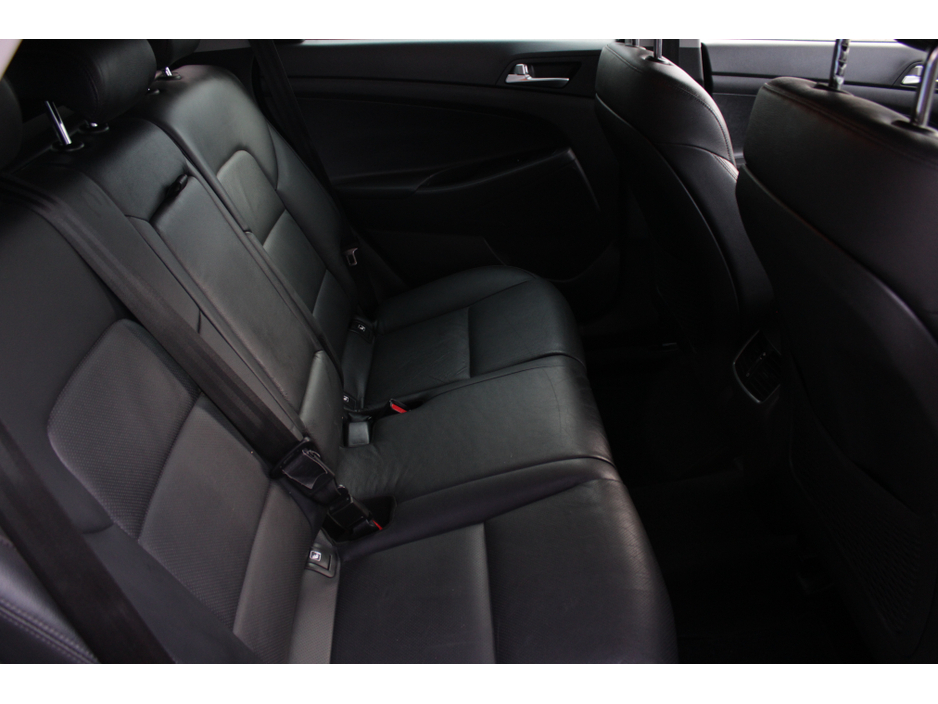 2017 Hyundai Tucson 1.7CRDI EXECUTIVE PLUS //WHITE WITH BLACK LEATHER //IMMACULATE CONDITION  // BUY WITH CONFIDENC AA AND SIMI APPROVED DEALER 2025 // FINANCE ARRANGED // ALL TRADE INS WELCOME // €13,950