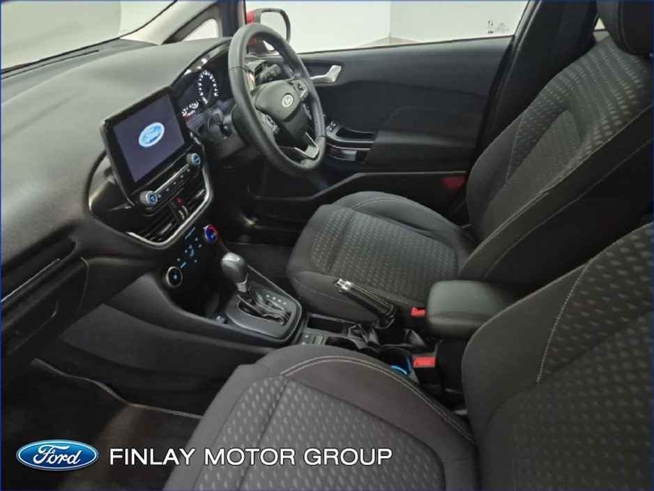 2021 Ford Fiesta - image 4