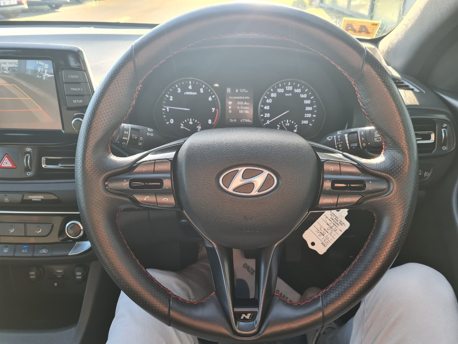 2023 Hyundai i30 - image 14