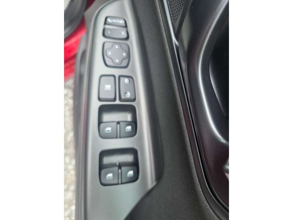 2023 Hyundai Kona - image 17