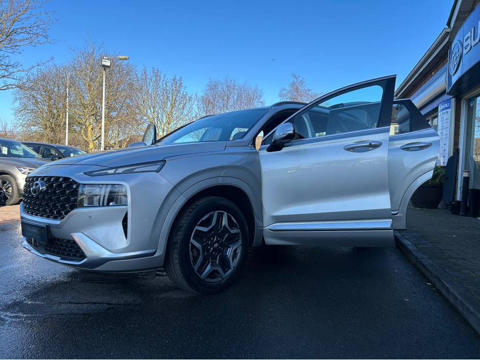 2022 Hyundai Santa Fe - image 32