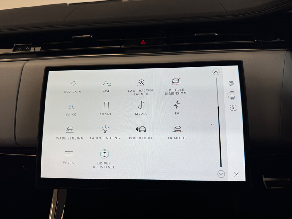 2024 Land Rover Range Rover Sport 3.0 I6 400 PS AWD Auto Dynamic HSE €104,000