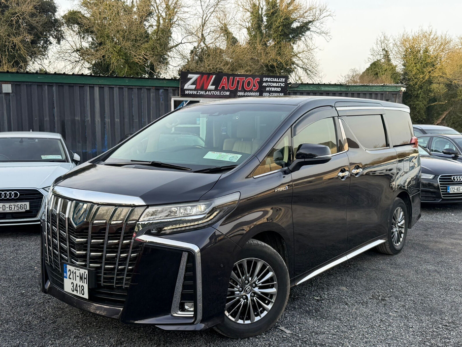 2021 Toyota Alphard - image 2