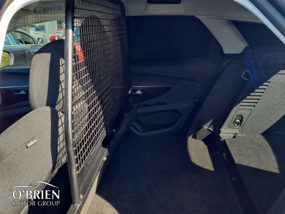 2020 Peugeot 3008 3008 ACTIVE VAN 1.5 BLUE HDI 1 €8,250