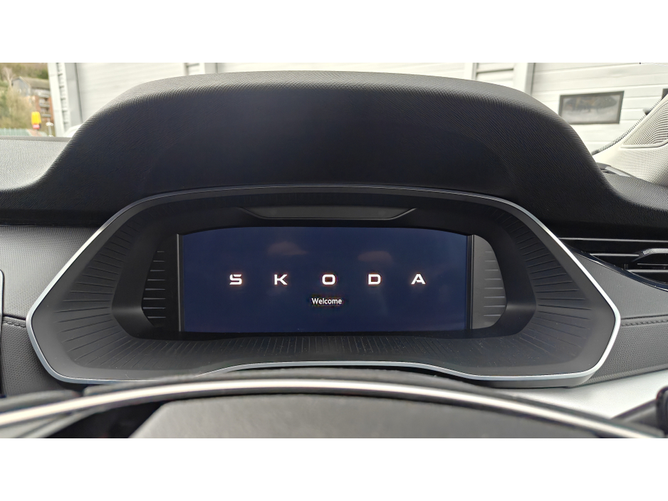 2026 Skoda Octavia COMBI SELECTION 2.0 TDI 115 BHP- NEW CAR WITH DELIVERY MILEAGE AND FACTORY WARRANTY-GREAT SAVING €37,950