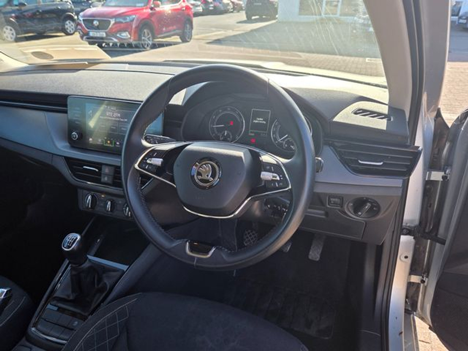 2023 Skoda Kamiq - image 9