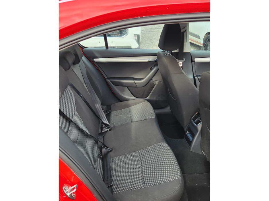 2016 Skoda Octavia AMBITION 1.6TDI 110HP €11,950