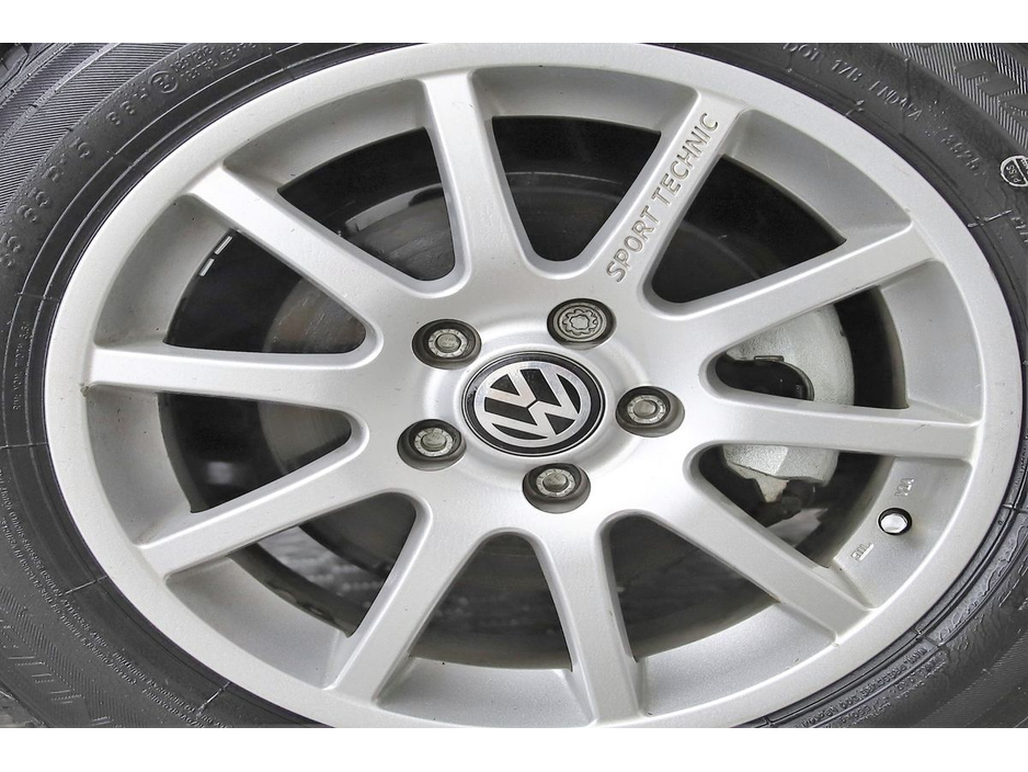 2021 Volkswagen Polo - image 21