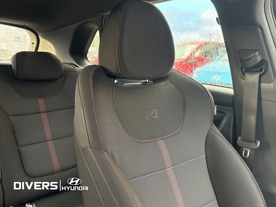 2023 Hyundai i30 - image 20