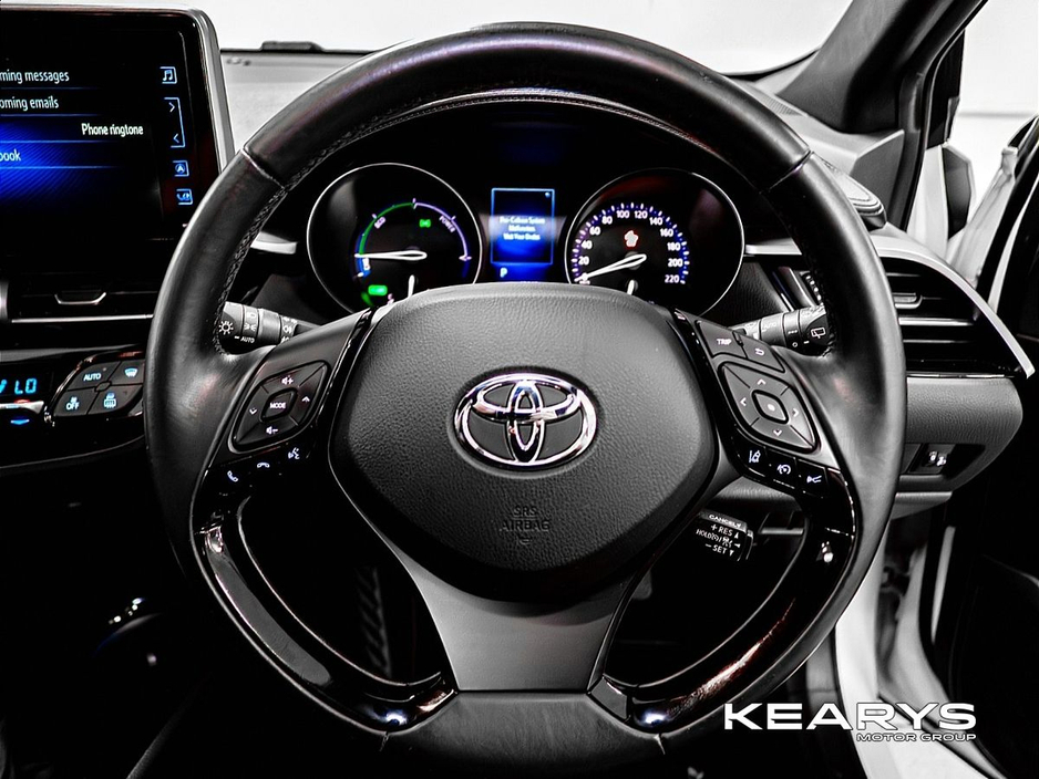 2019 Toyota C-HR - image 29