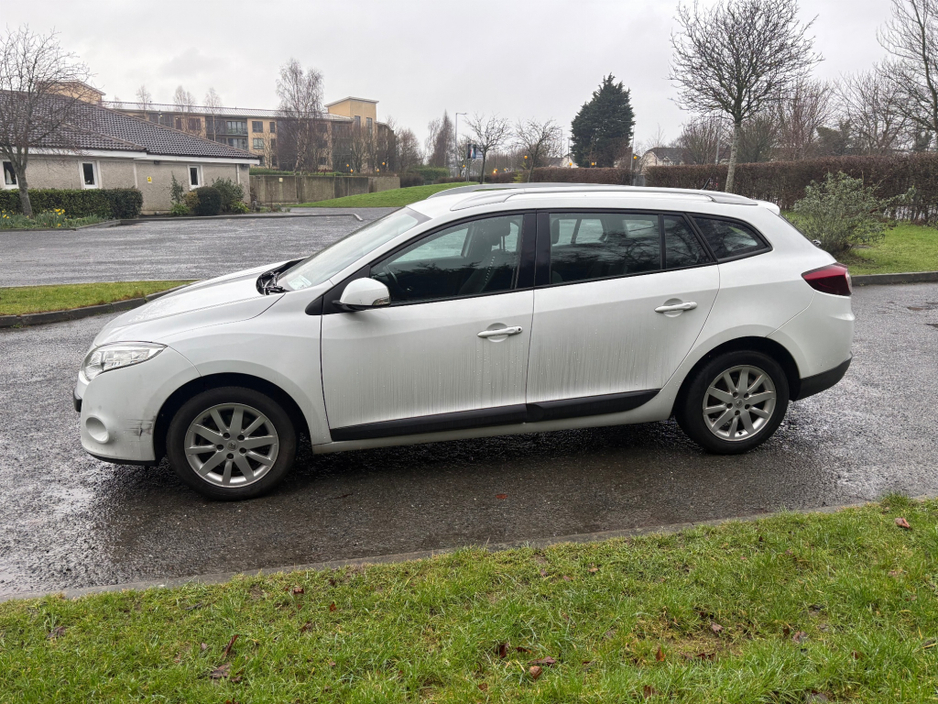 2012 Renault Grand Megane DYNAMIQUE 1.5 DCI 4DR €5,750
