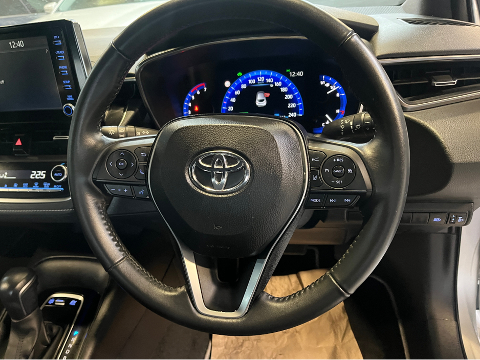 2021 Toyota Celsior HYBRID LUNA H/B AUTO 4DR €24,500